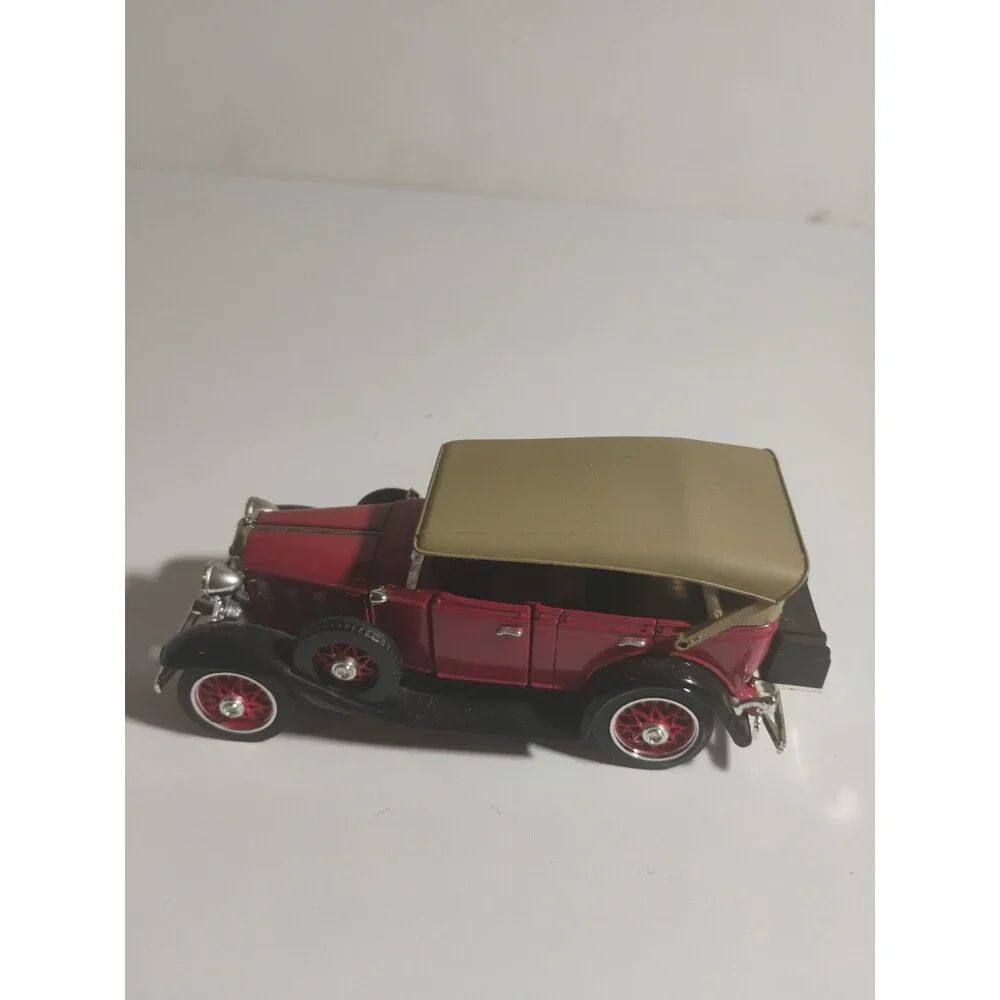 1932 CHEVY CONFEDERATE SERIES NATIONAL MOTOR MUSEUM 1:32 OPENING DOORS &  HOOD
